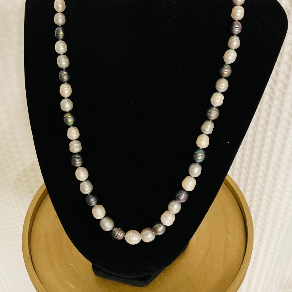 Honora pearl necklace 18”